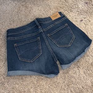 NWT ABERCROMBIE AND FITCH HIGH RISE SHORTS